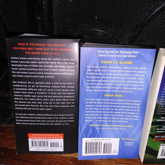 Best selling paperbacks - Picture 3 of 4